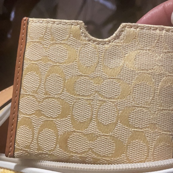 Coach bundle of 2 wallets and mini bag - Picture 8 of 14